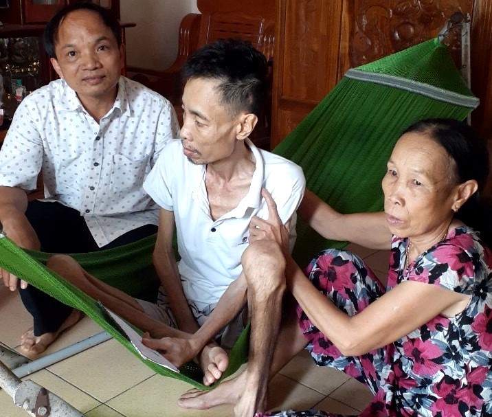 Gia đình Trung tá Nguyễn Đắc Dũng được giúp đỡ 36,5 triệu đồng